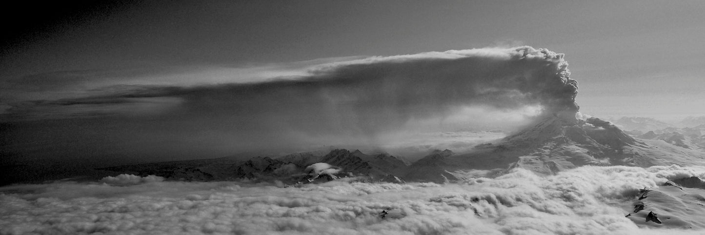Redoubt-panorama-b&w