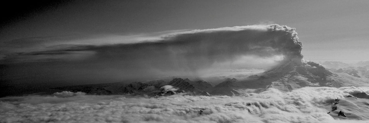 Redoubt-panorama-b&w